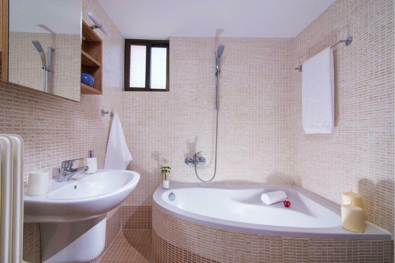 Luxury Villa Rosita W Heated Pool - Nature And Relax Epano Vathia Exterior foto